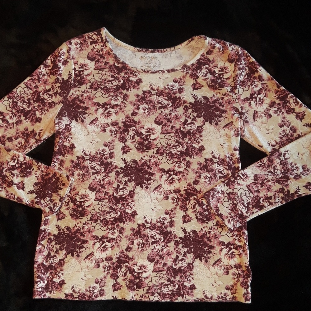 White Stag long sleeve floral shirt size M